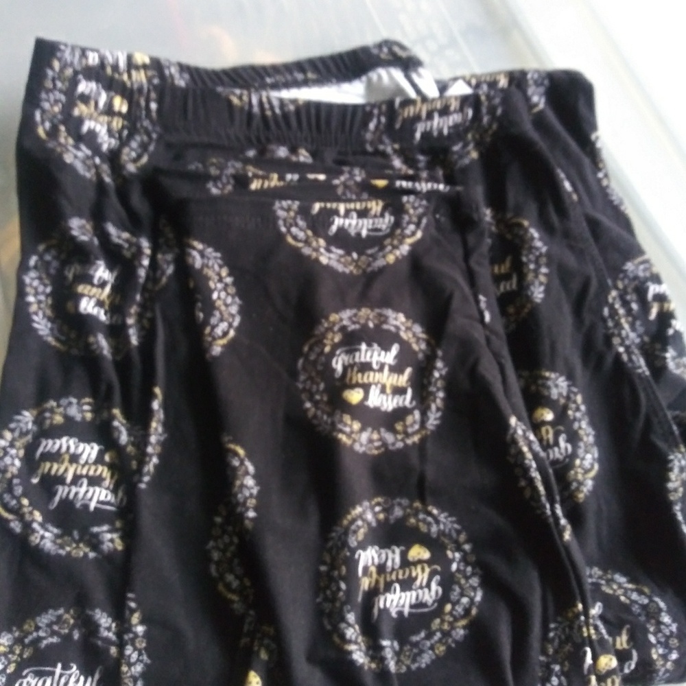 Im selling sz. 3x-5x Stretch pants